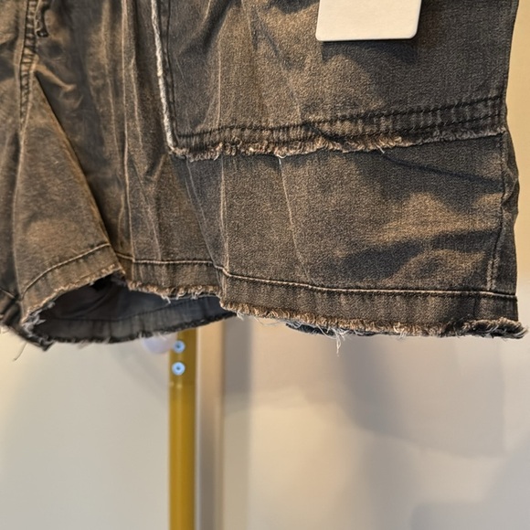 Hurley black cotton distressed fringe pull on shorts NWT XL - Picture 3 of 11